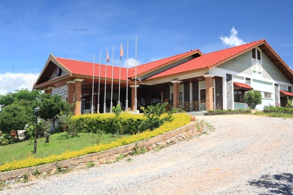 Vansana Plain Of Jars Hotel Muang Phonsavan Exterior photo