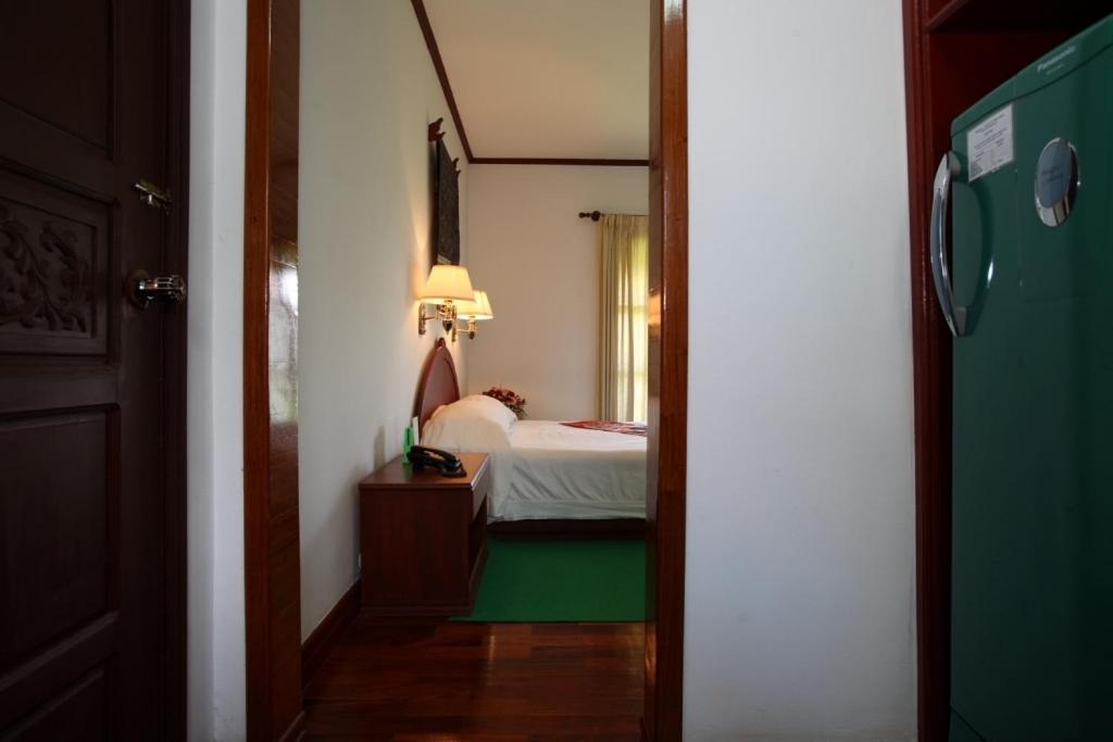 Vansana Plain Of Jars Hotel Muang Phonsavan Exterior photo