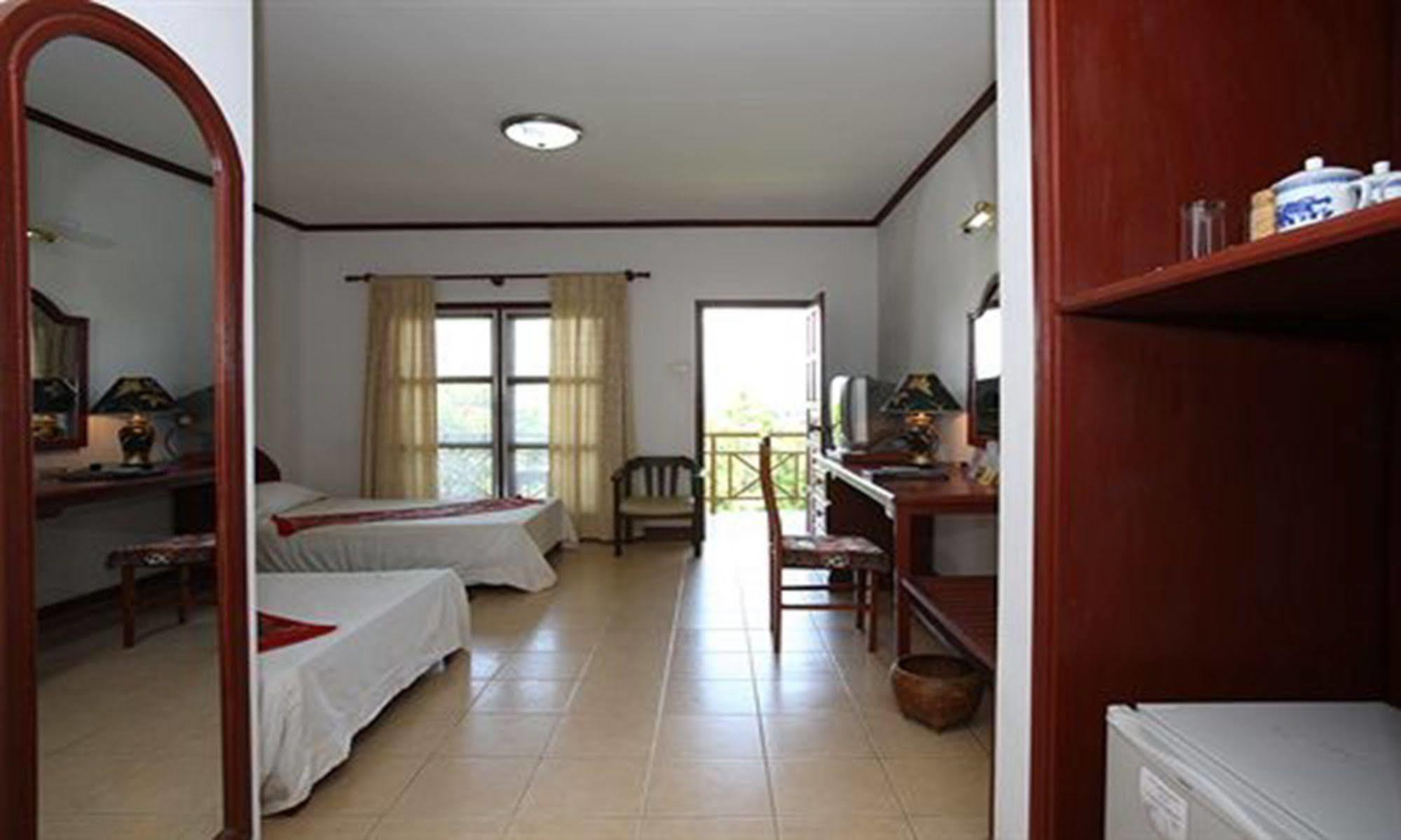 Vansana Plain Of Jars Hotel Muang Phonsavan Exterior photo