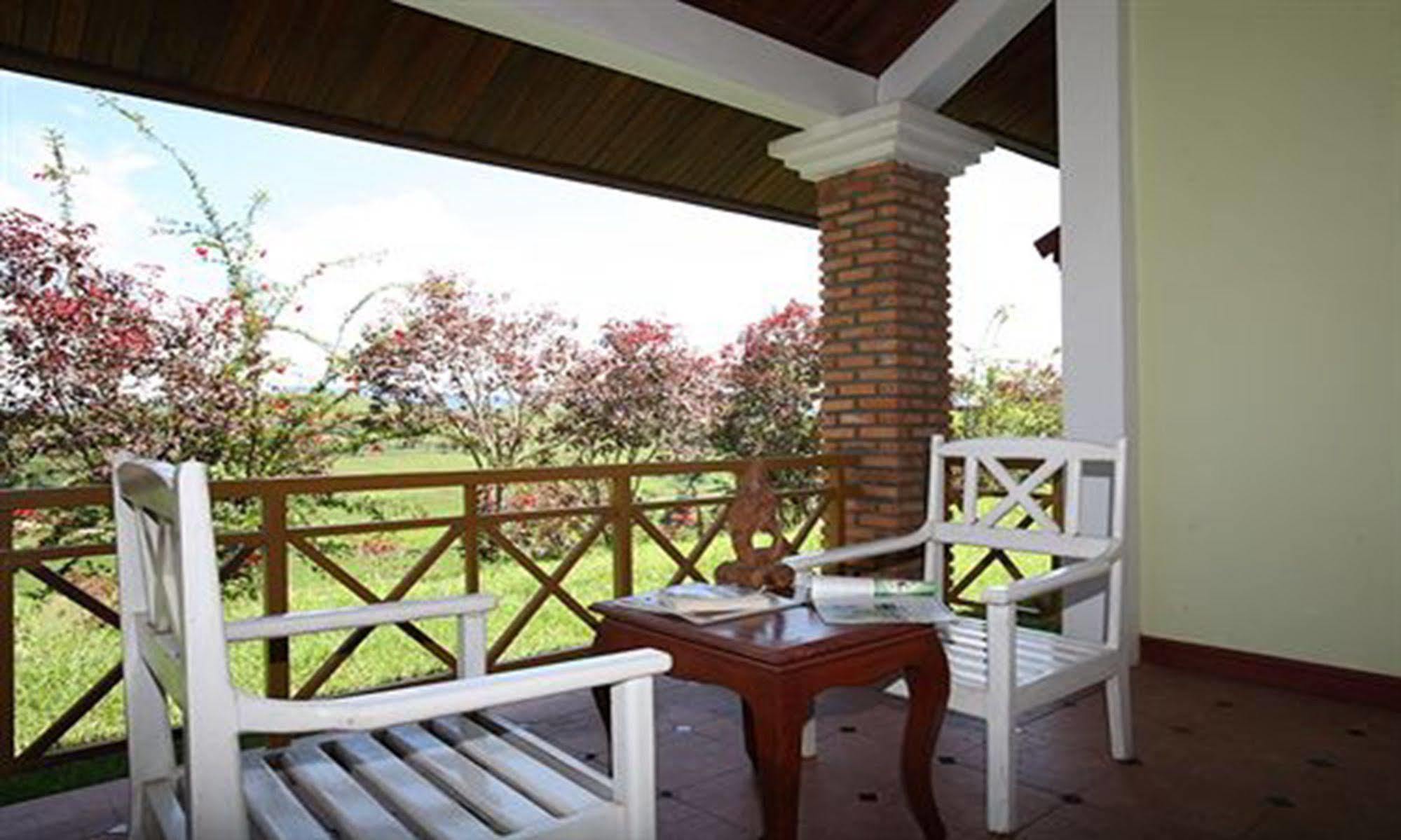 Vansana Plain Of Jars Hotel Muang Phonsavan Exterior photo