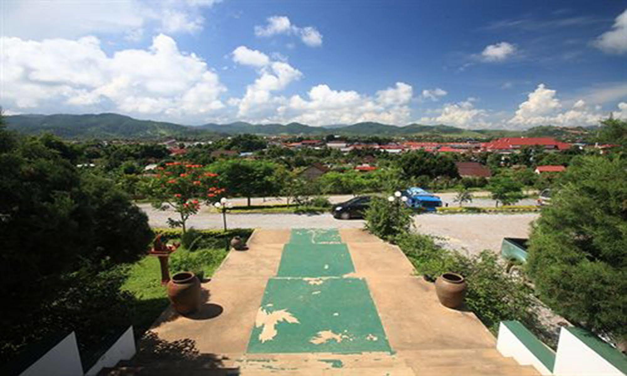 Vansana Plain Of Jars Hotel Muang Phonsavan Exterior photo