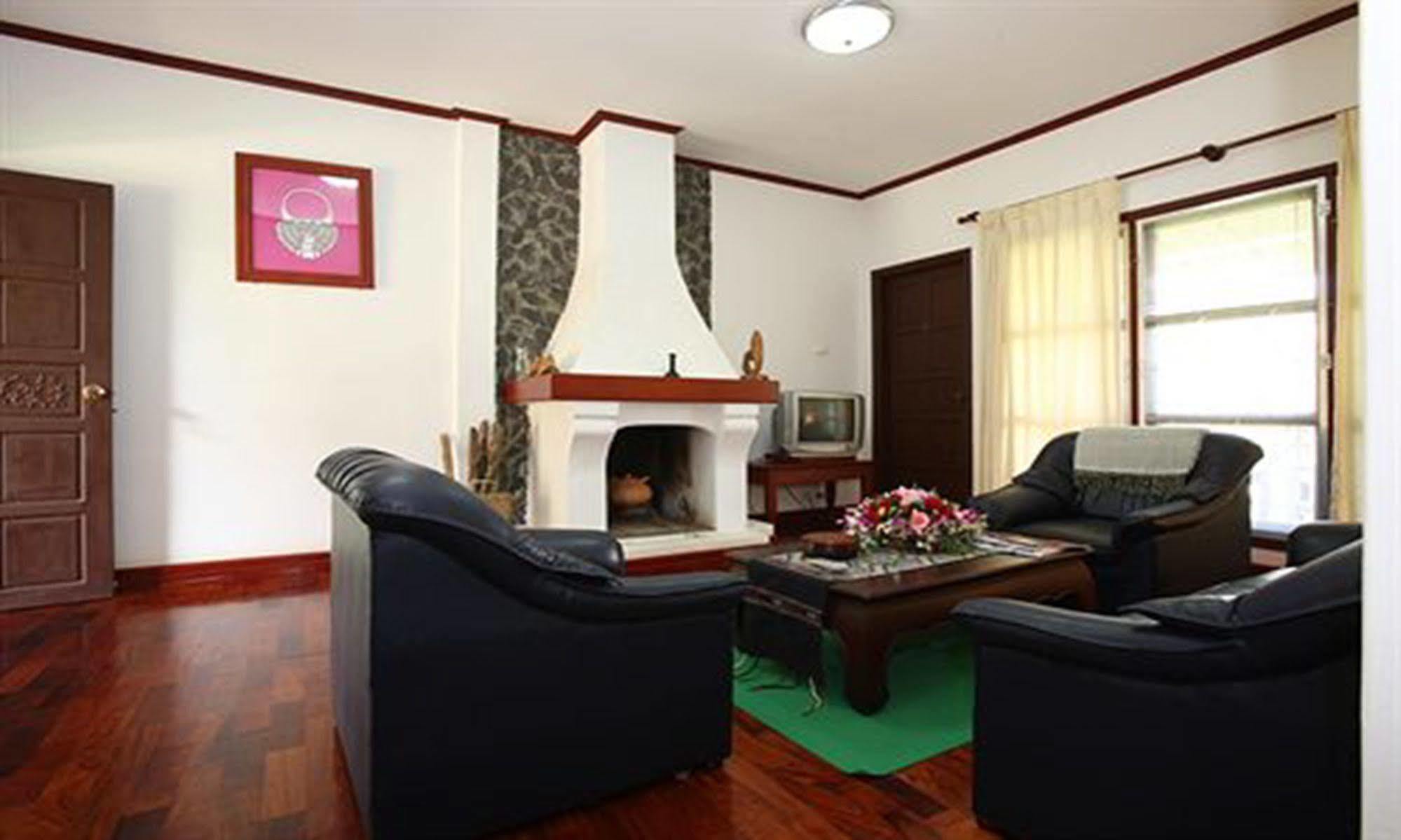 Vansana Plain Of Jars Hotel Muang Phonsavan Exterior photo