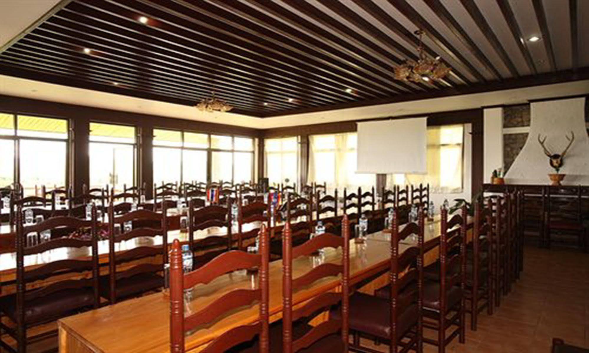 Vansana Plain Of Jars Hotel Muang Phonsavan Exterior photo